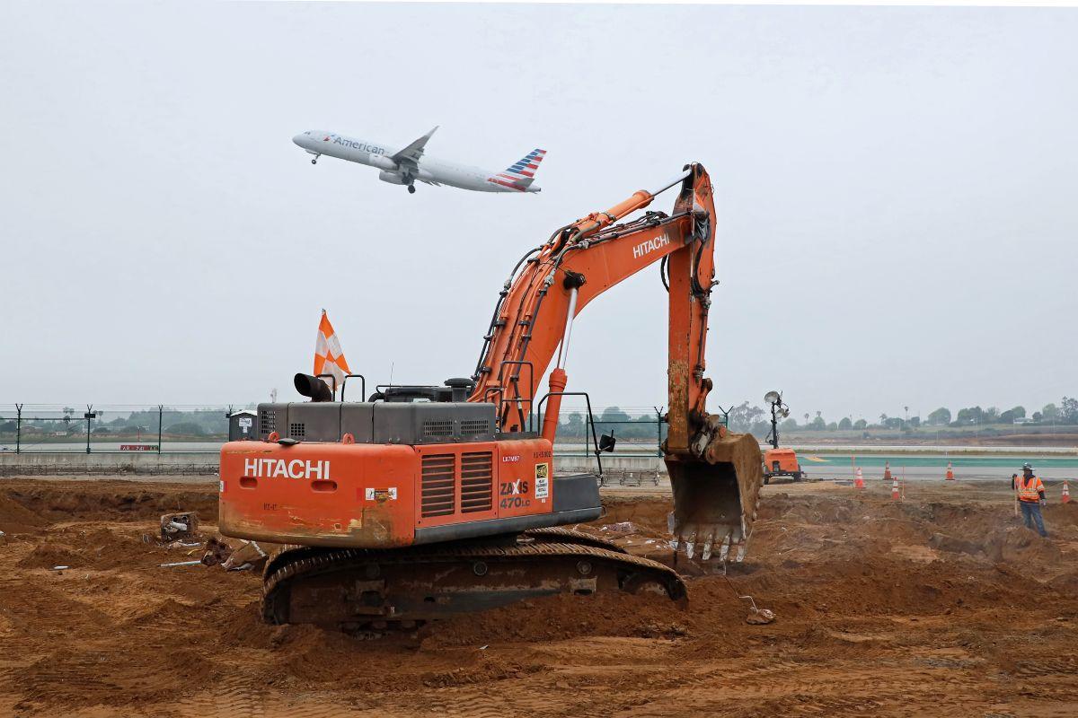 Extension du Taxiway Delta de l'aéroport international de Los Angeles