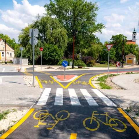 Illustration of Construction d’une piste cyclable au départ de Budapest