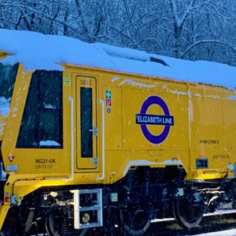 Illustration of Colas Rail renforce sa présence au Royaume-Uni avec un contrat de maintenance ferroviaire pour la ligne Elizabeth