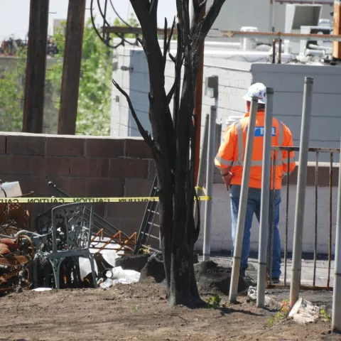 Illustration of Un nouveau départ après la catastrophe à Los Angeles